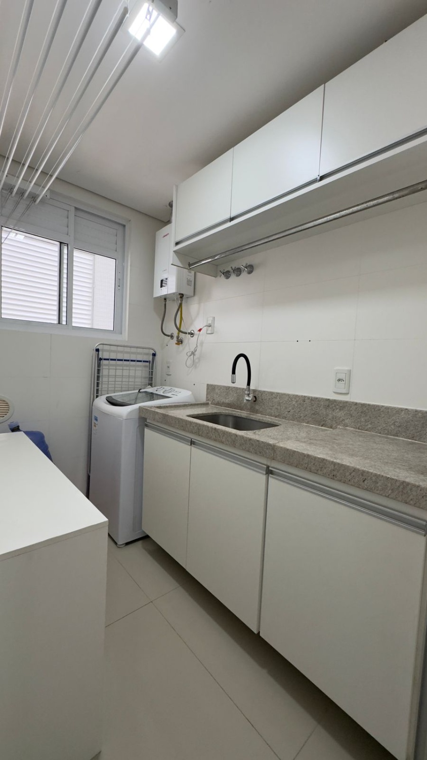 Apartamento no Edifício Celebration em Balneário Camboriú - foto 18