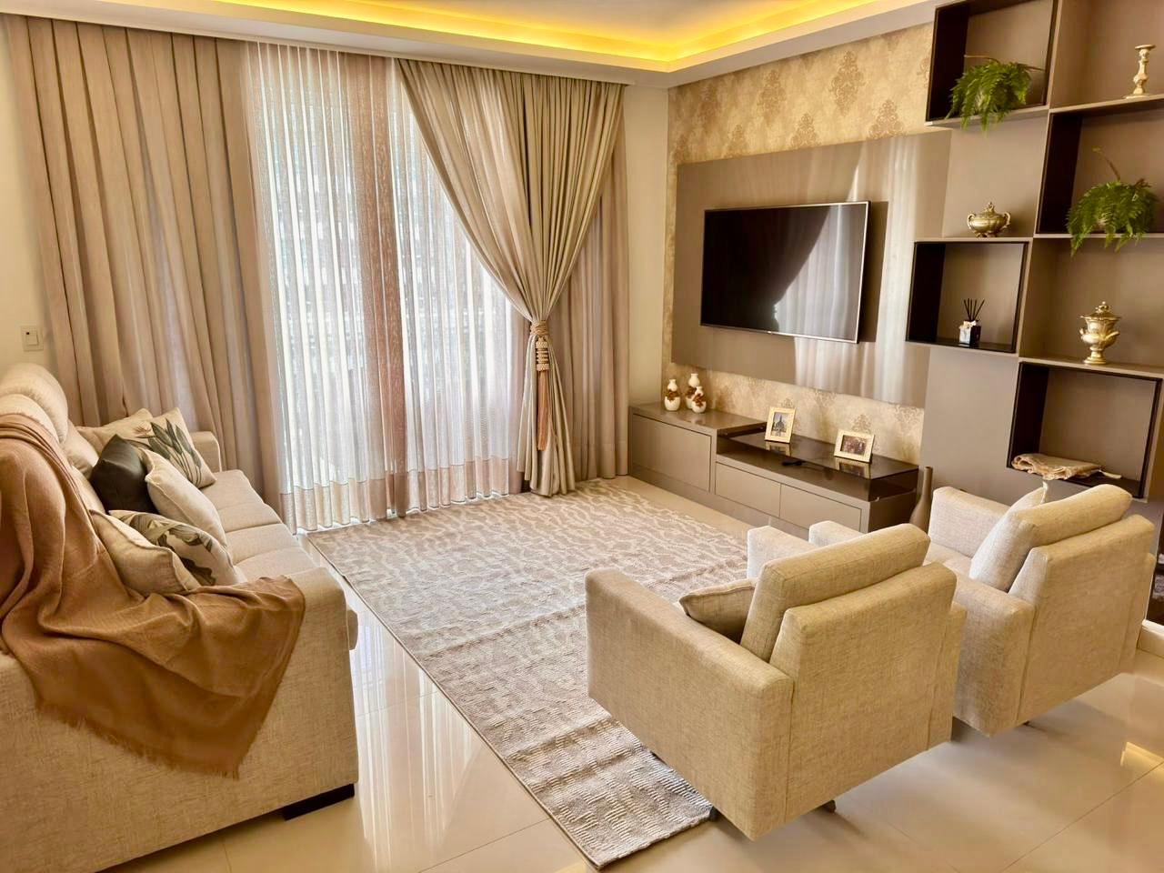 Apartamento no Edifício Le Grand Parc em Itapema - foto 2