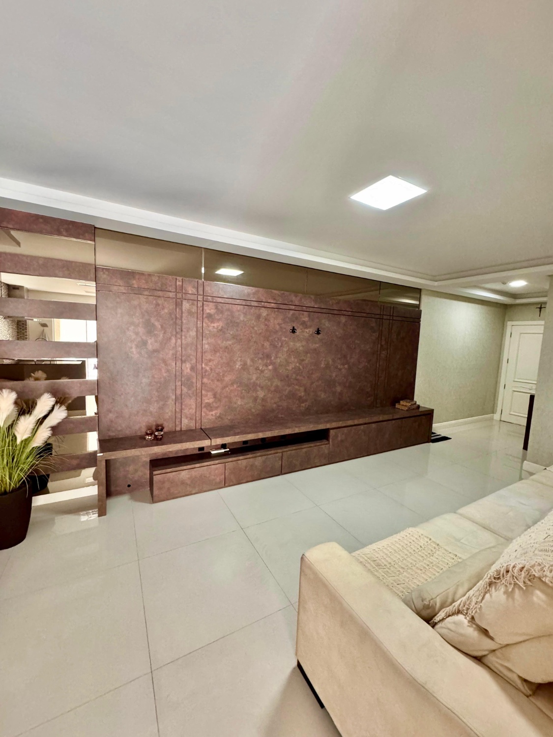 Apartamento no Edifício Le Grand Parc em Itapema - foto 5