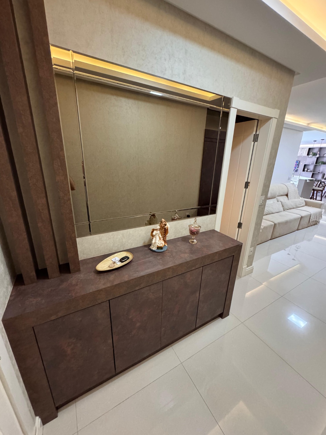 Apartamento no Edifício Le Grand Parc em Itapema - foto 9