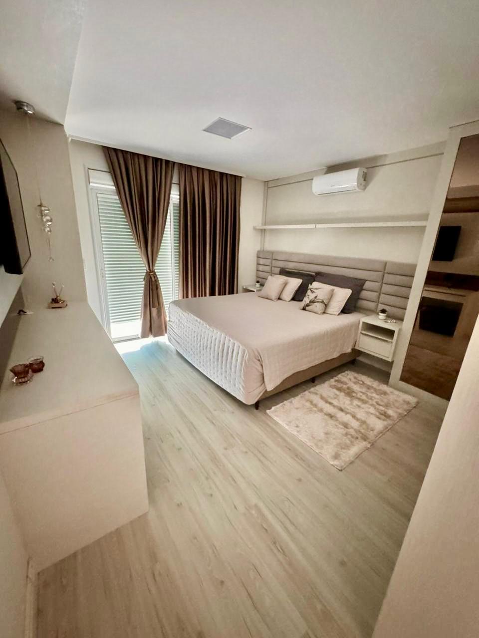 Apartamento no Edifício Le Grand Parc em Itapema - foto 13