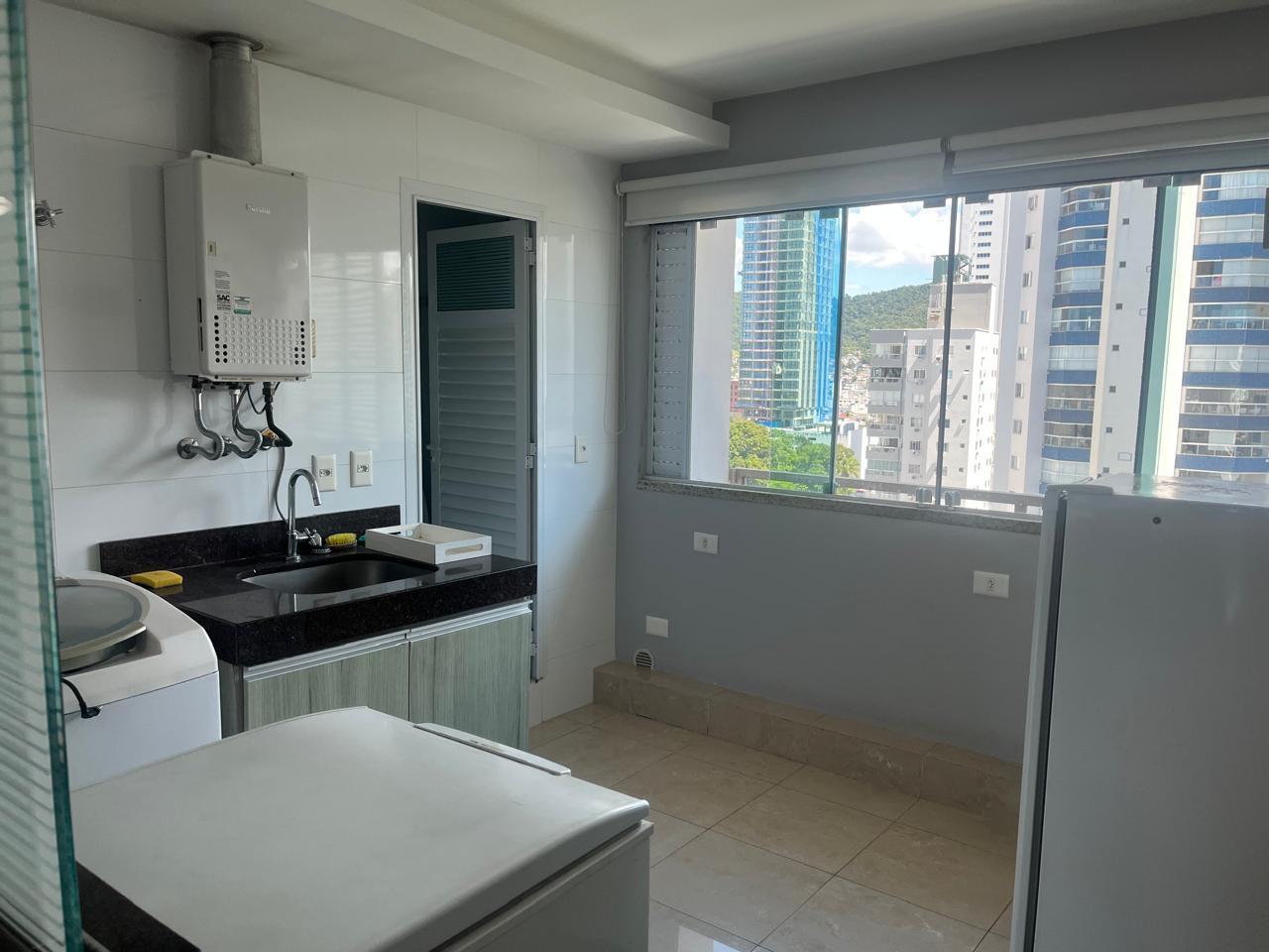 Apartamento no Edifício Atobá em Balneário Camboriú - foto 15