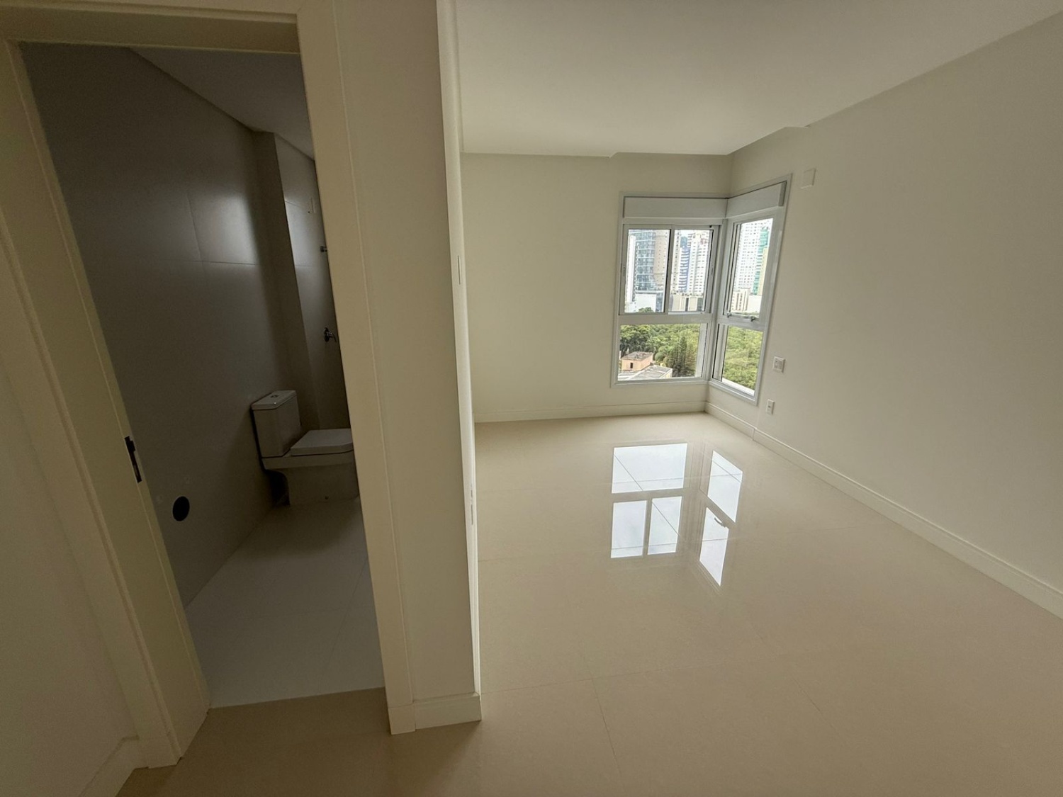 Apartamento no Edifício Hamptons Village em Balneário Camboriú - foto 4