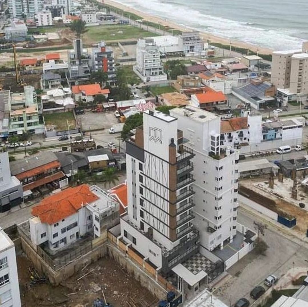 Brava 22 - Apartamento no Ed. Brava 22 na Praia Brava em Itajaí