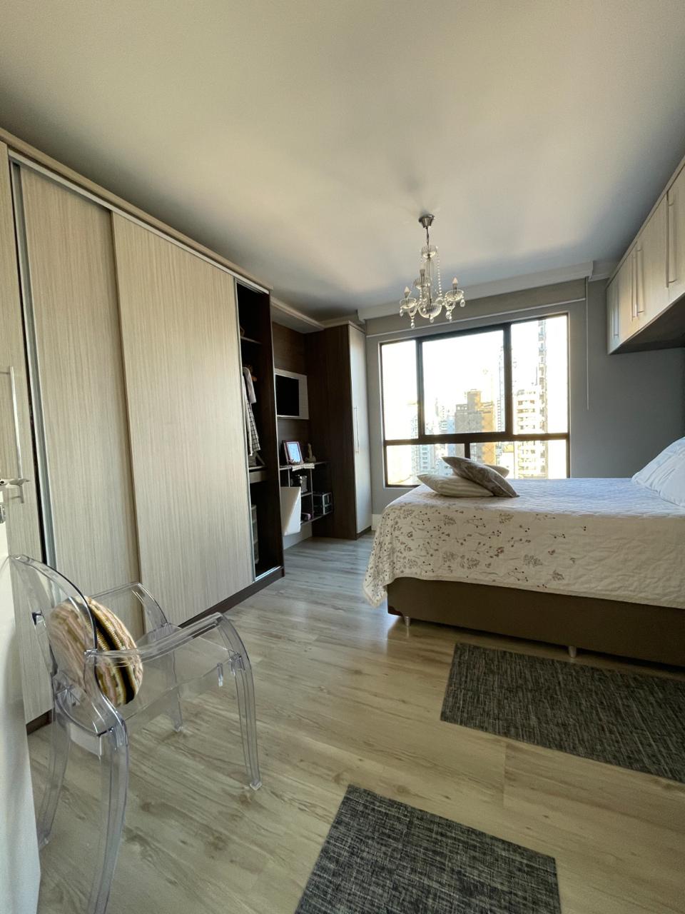 Apartamento no Edifício Merithamon em Balneário Camboriú - foto 4