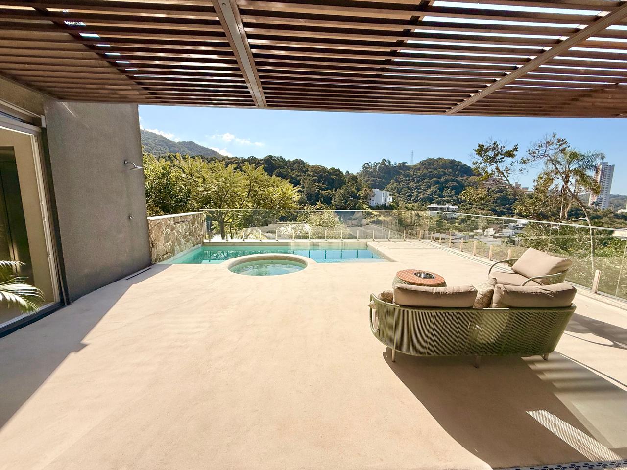 Casa no Condomínio Horizontal na Praia Brava - foto 3