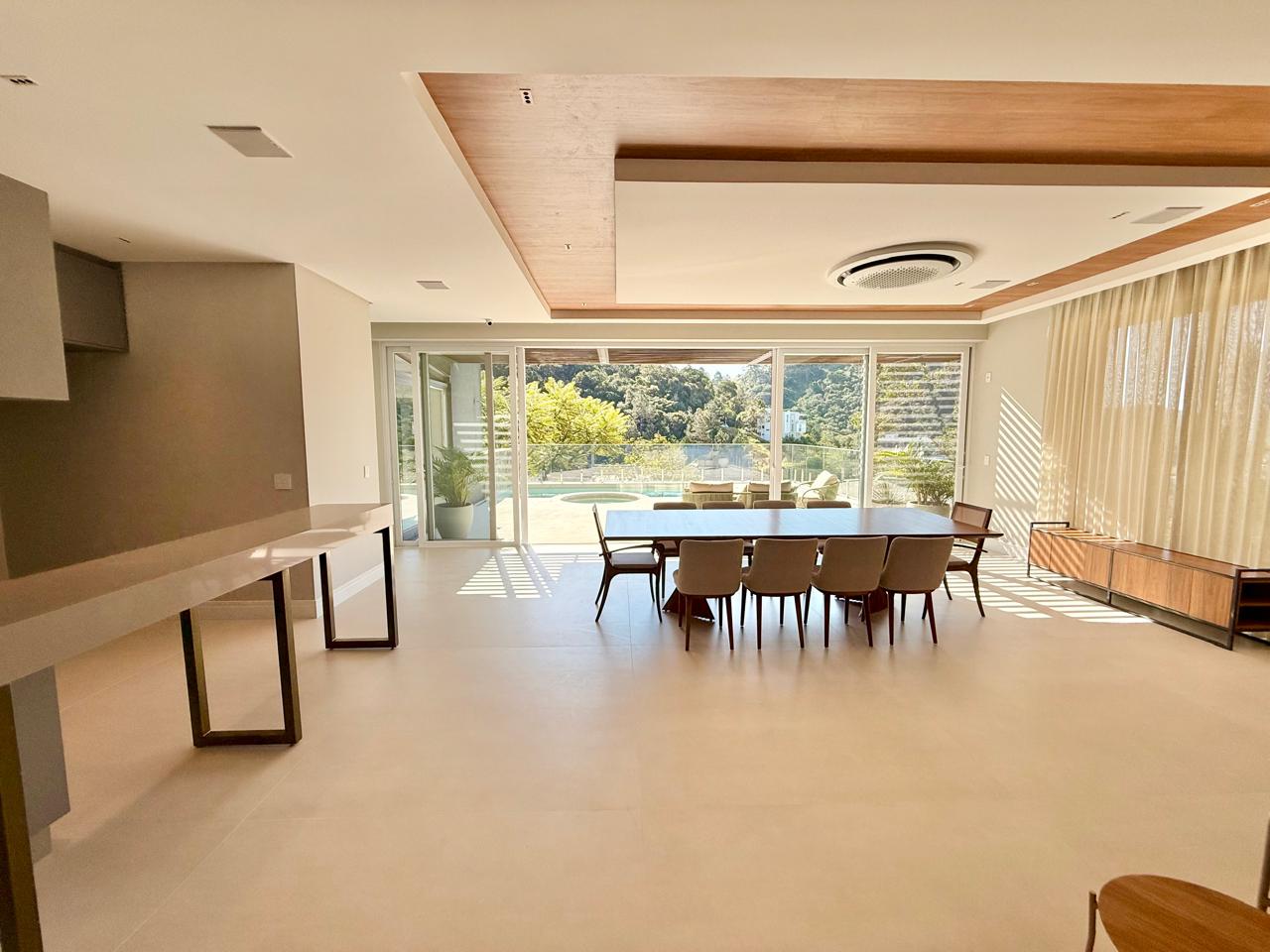 Casa no Condomínio Horizontal na Praia Brava - foto 7
