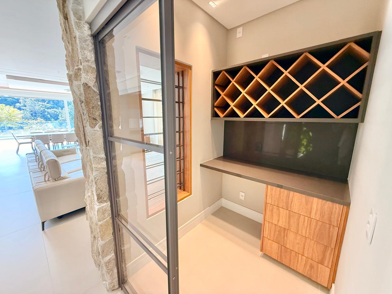 Casa no Condomínio Horizontal na Praia Brava - foto 14