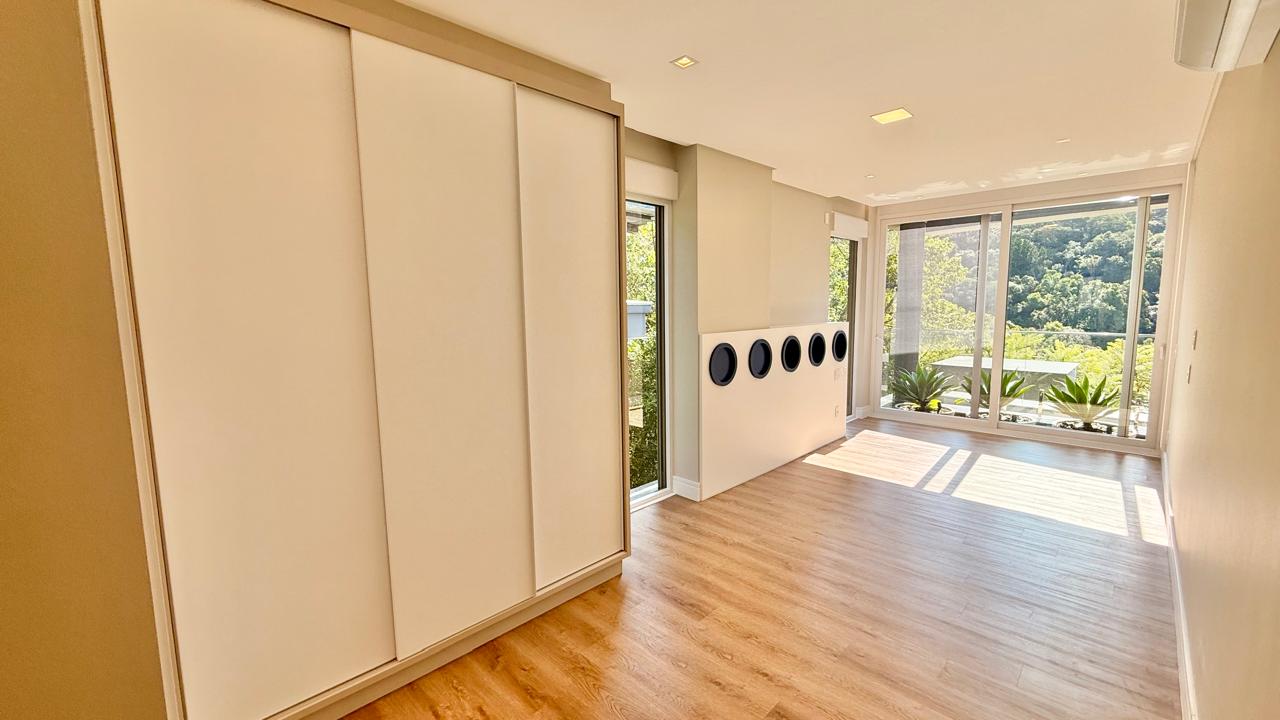 Casa no Condomínio Horizontal na Praia Brava - foto 22