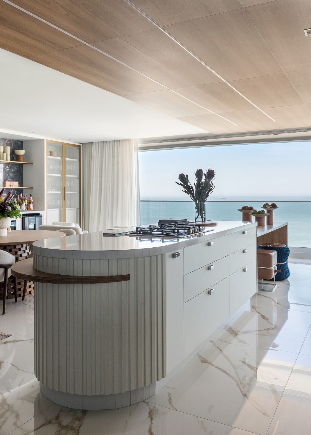 Apartamento no Edifício Le Blanc na Praia Brava - foto 4