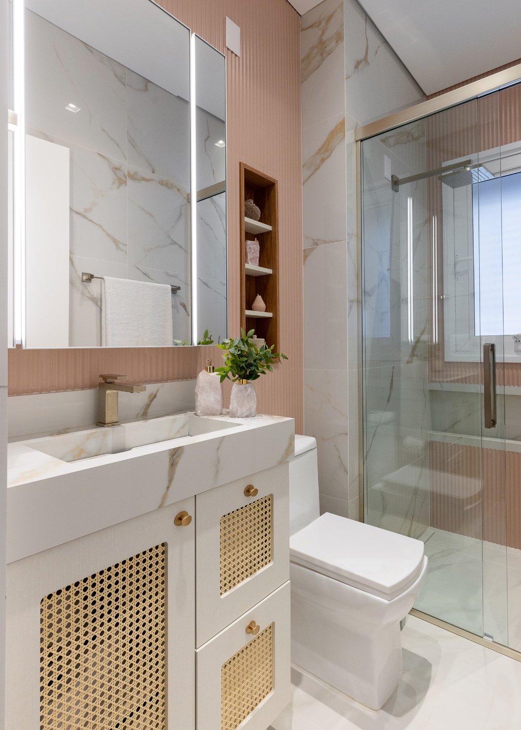 Apartamento no Edifício Le Blanc na Praia Brava - foto 24