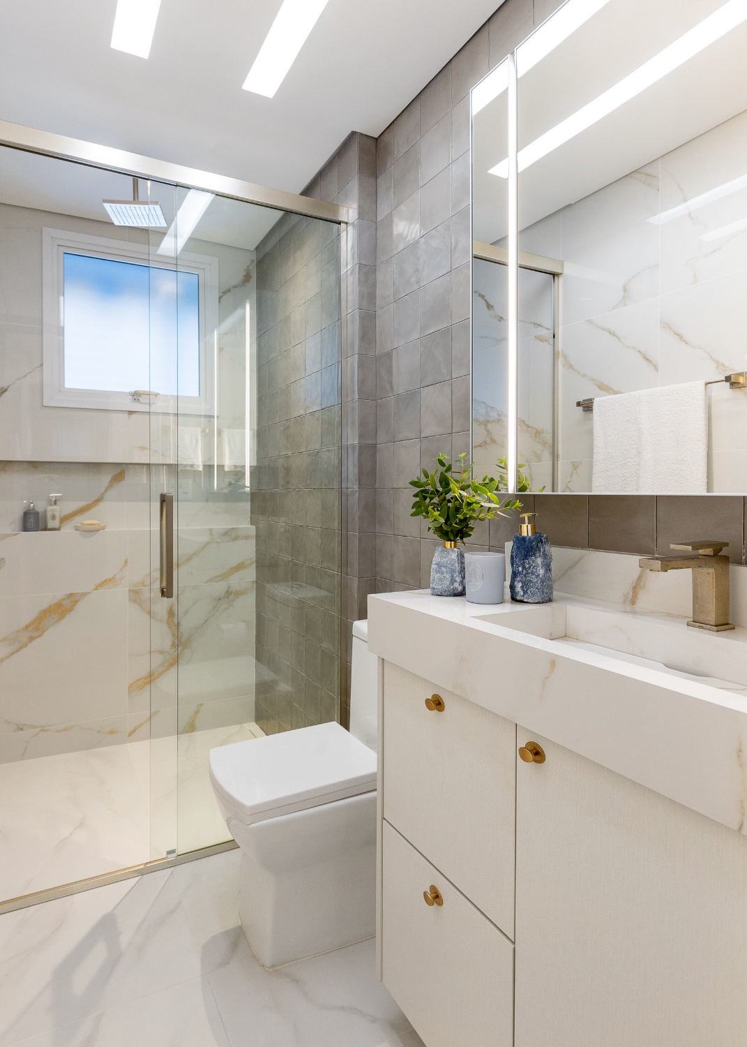 Apartamento no Edifício Le Blanc na Praia Brava - foto 29
