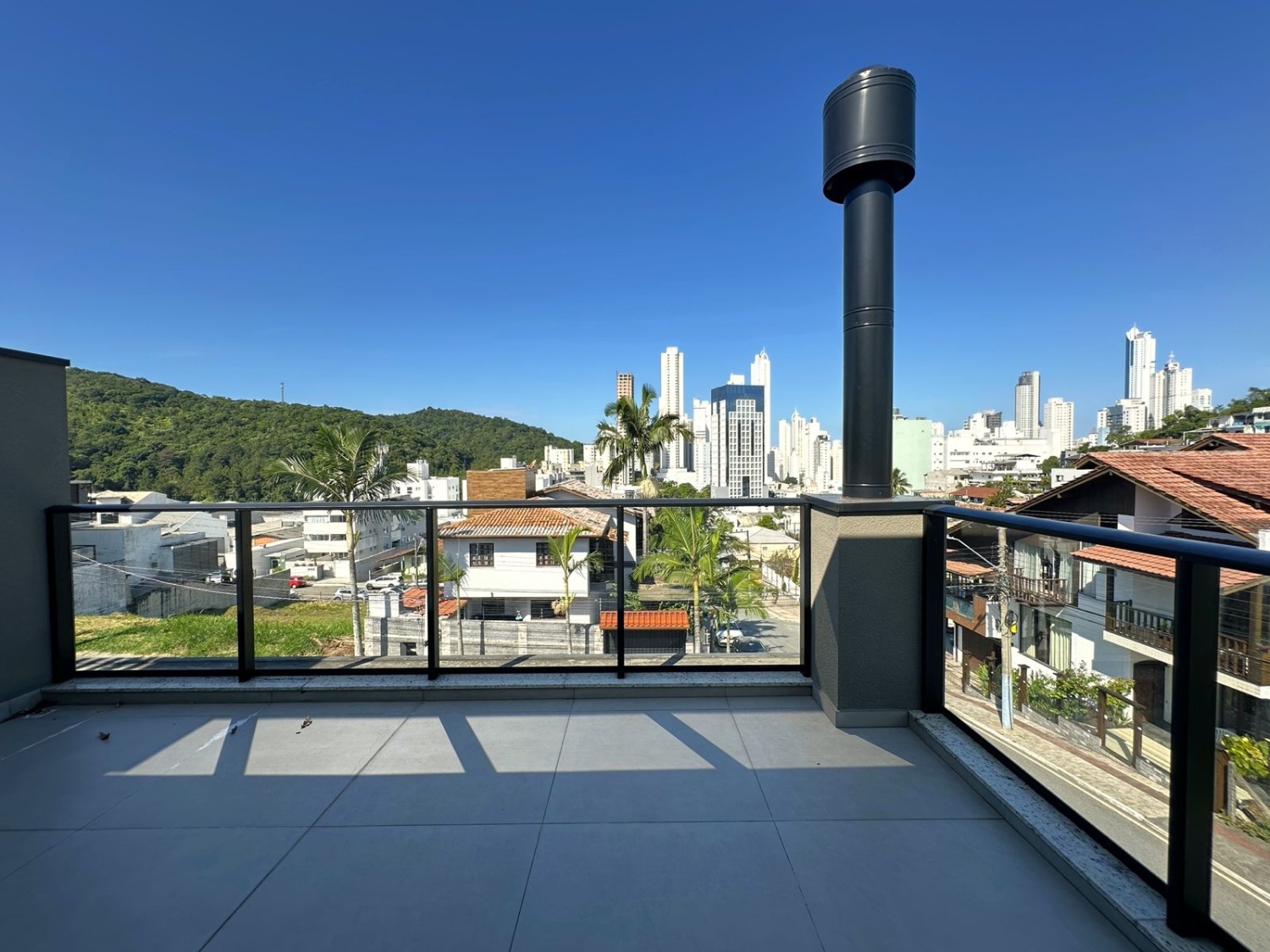 Casa Triplex na Barra Norte de Balneário Camboriú - foto 12