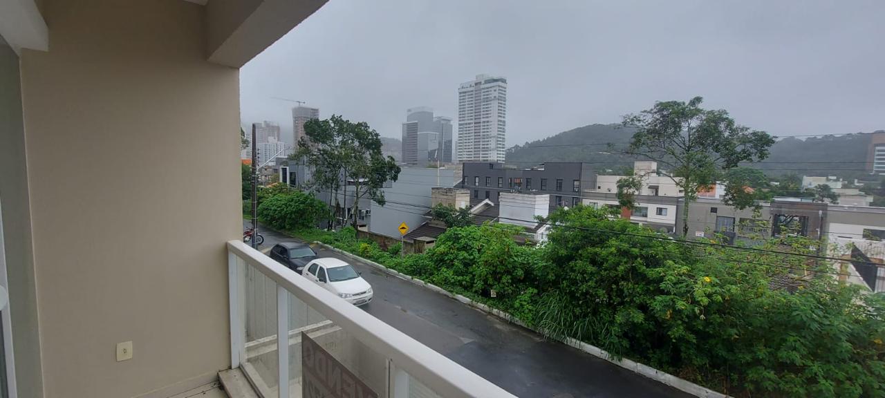 Casa na Praia dos Amores em Balneário Camboriú - foto 8