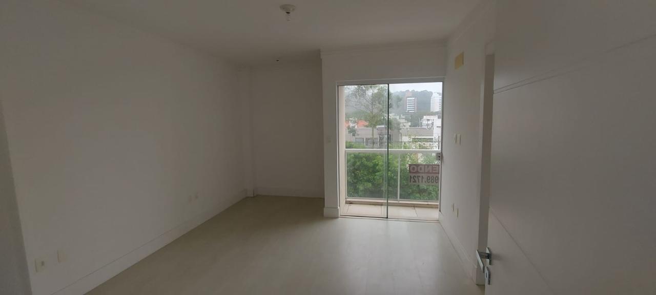 Casa na Praia dos Amores em Balneário Camboriú - foto 13