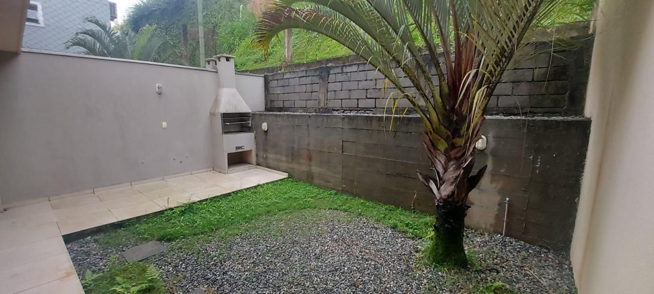 Casa na Praia dos Amores em Balneário Camboriú - foto 16