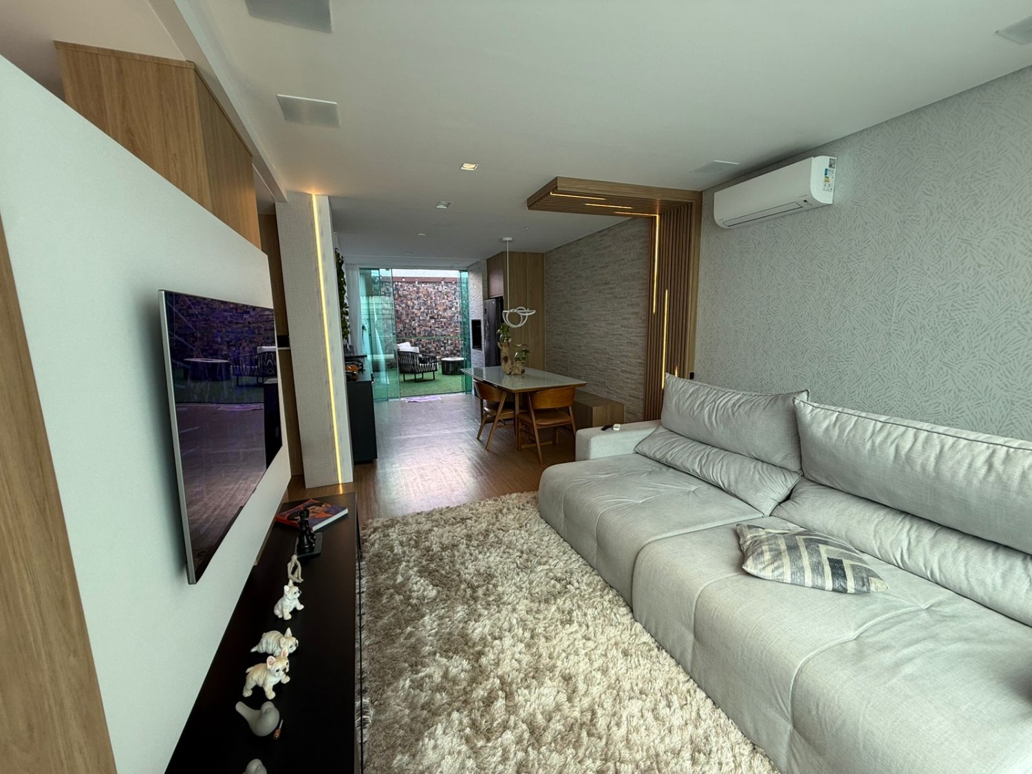 Casa Triplex na Praia dos Amores em Balneário Camboriú - foto 4