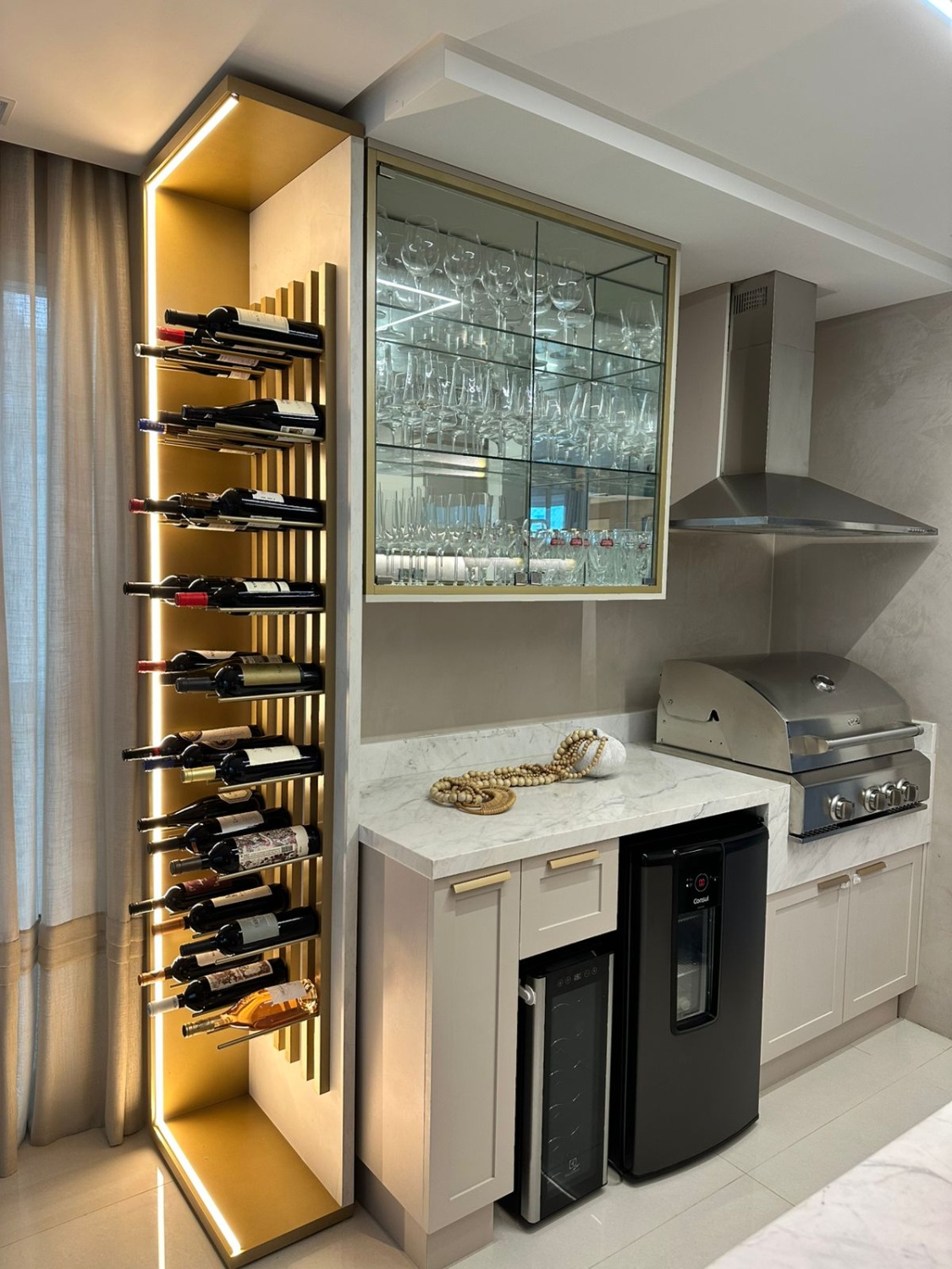 Apartamento no Edifício Eleganza Tower em Balneário Camboriú - foto 11