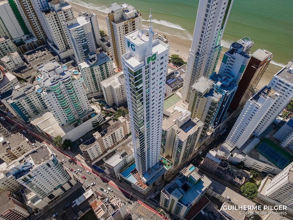 Apartamento no Edifício Eleganza Tower em Balneário Camboriú - foto 43