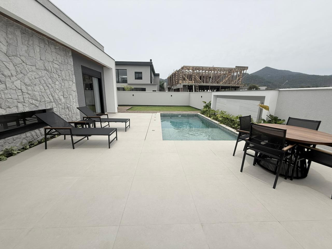 Casa Voss no Condomínio Caledônia Private Village em Camboriú - foto 36