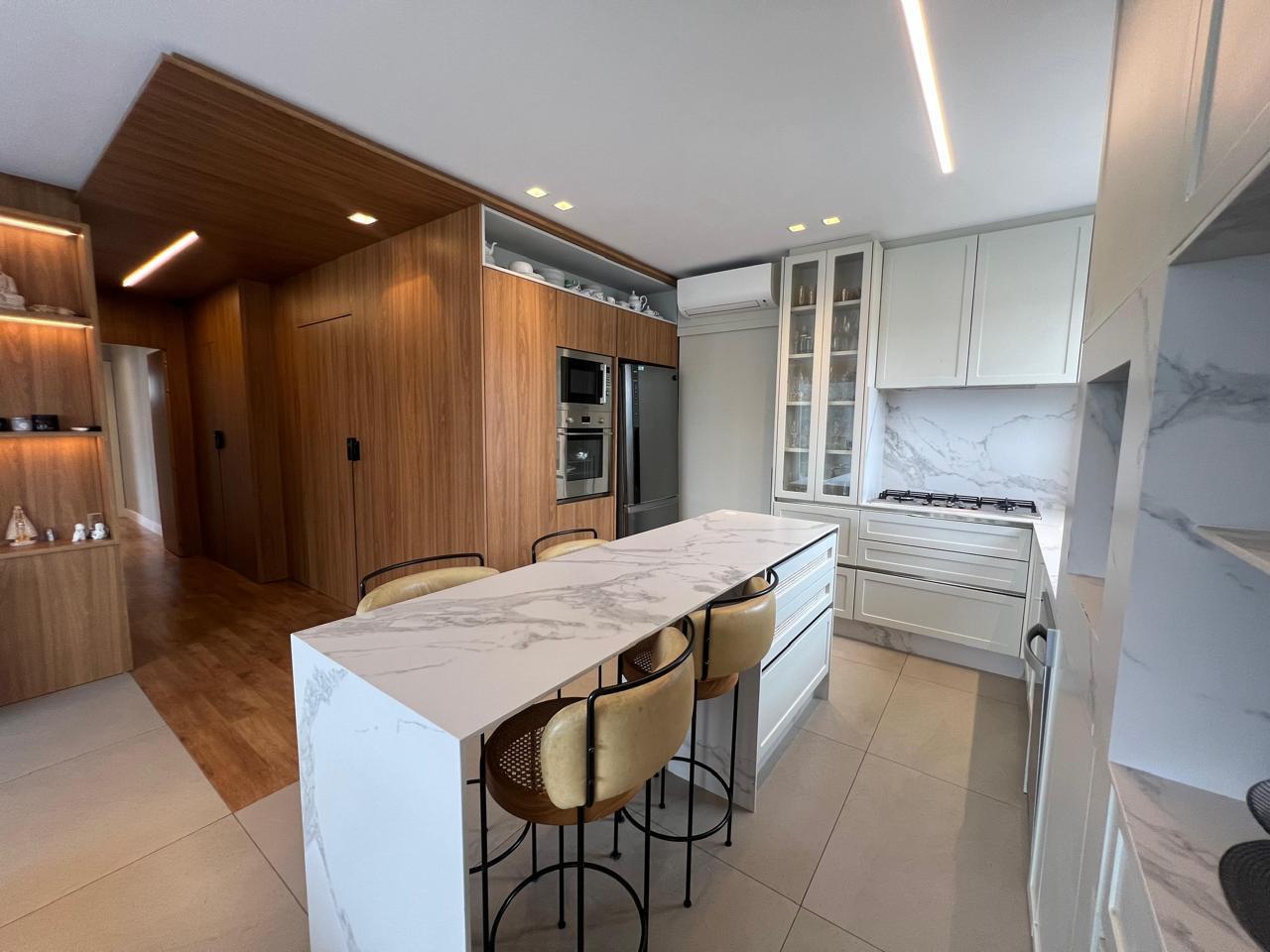 Apartamento no Edifício Montpelier em Balneário Camboriú - foto 8