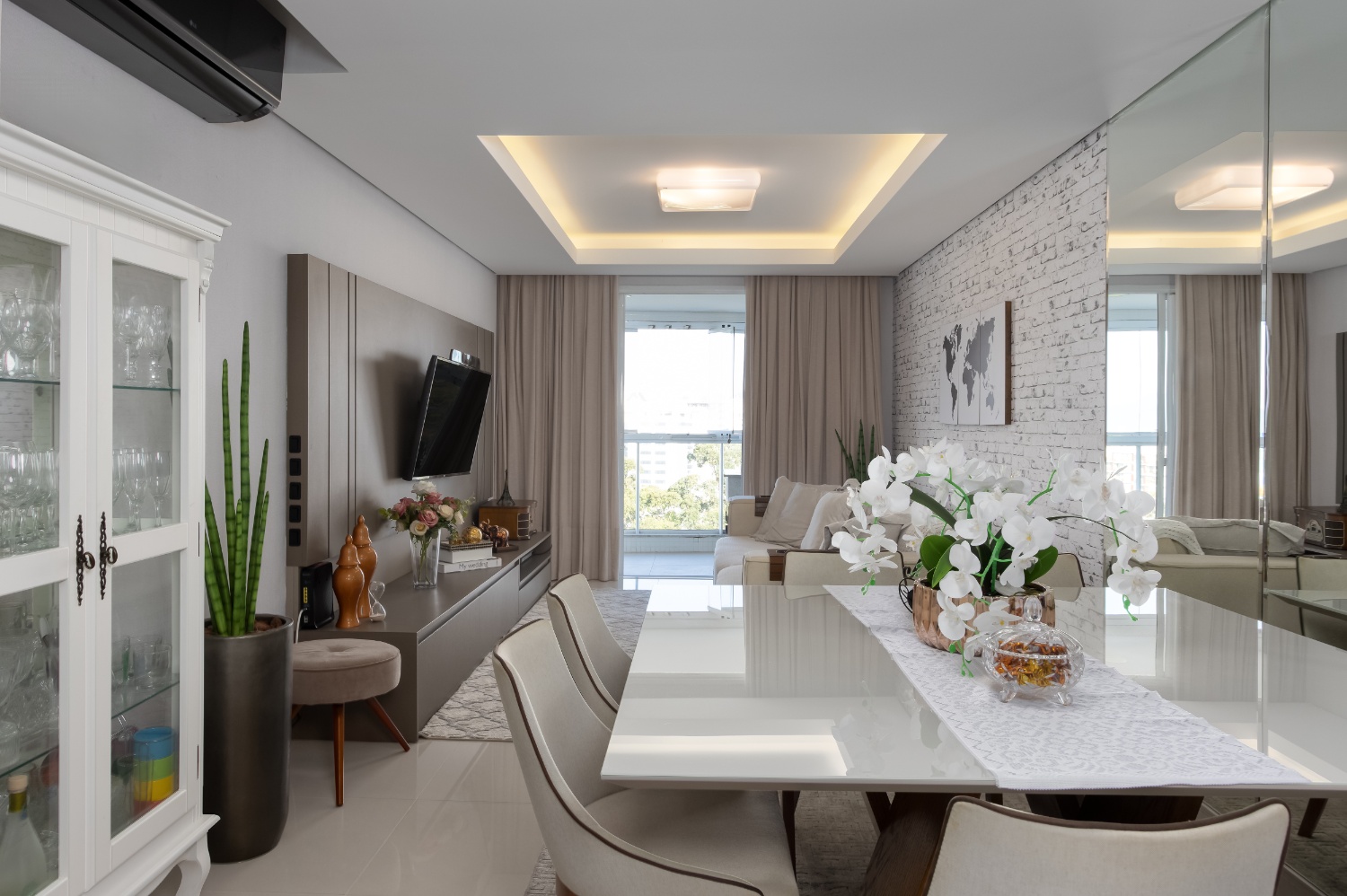 Apartamento no Edifício Amores da Brava na Praia Brava em Itajaí