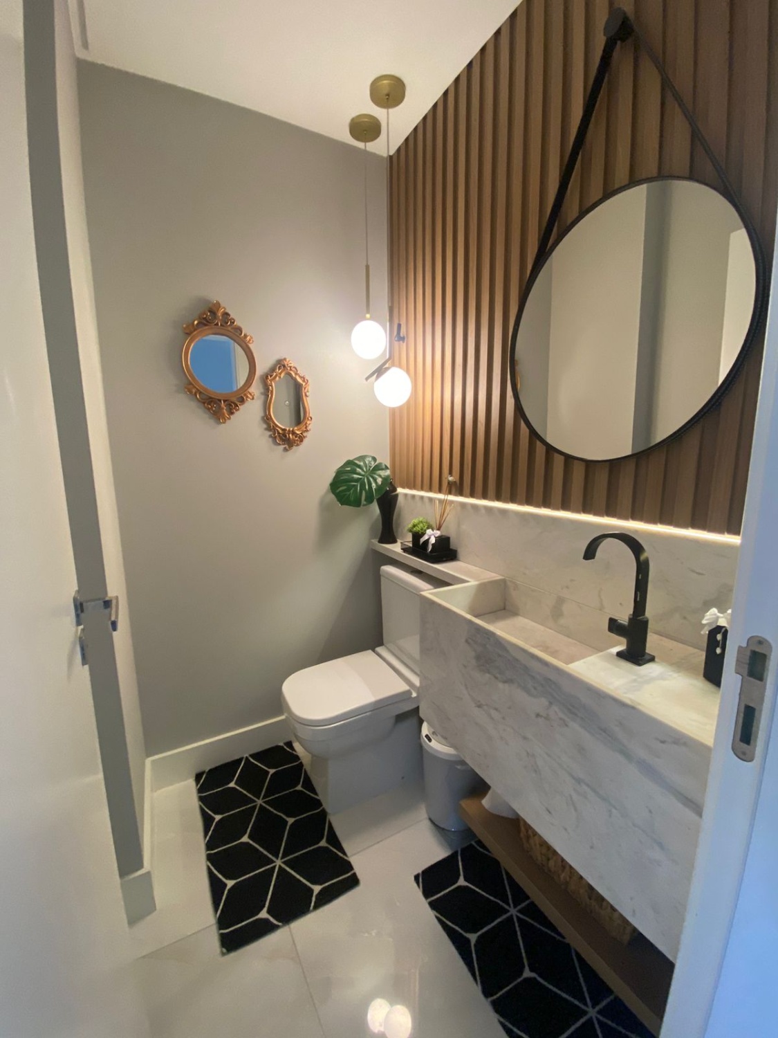 Apartamento no Edifício Porto Vila em Itapema - foto 9