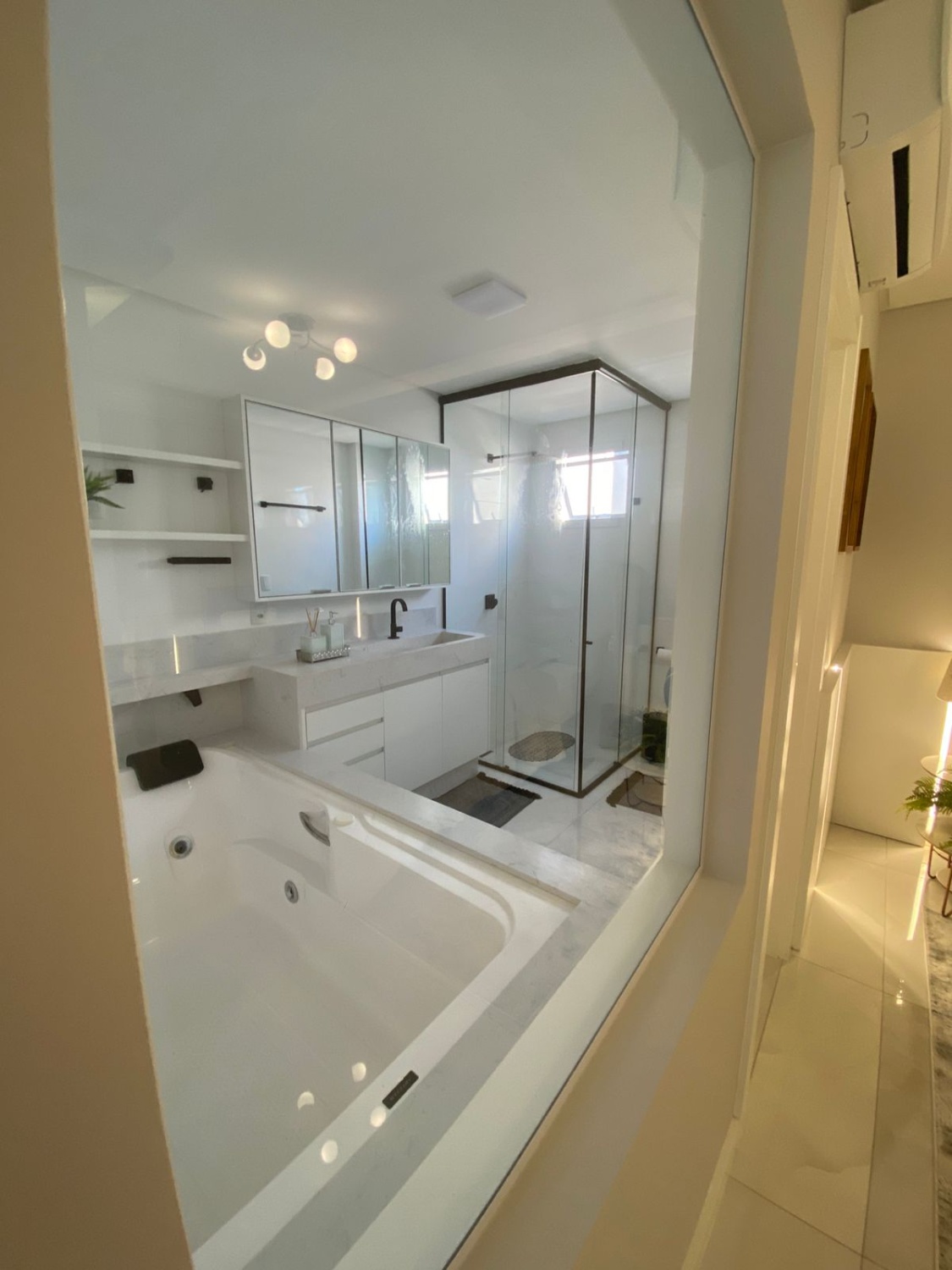 Apartamento no Edifício Porto Vila em Itapema - foto 13
