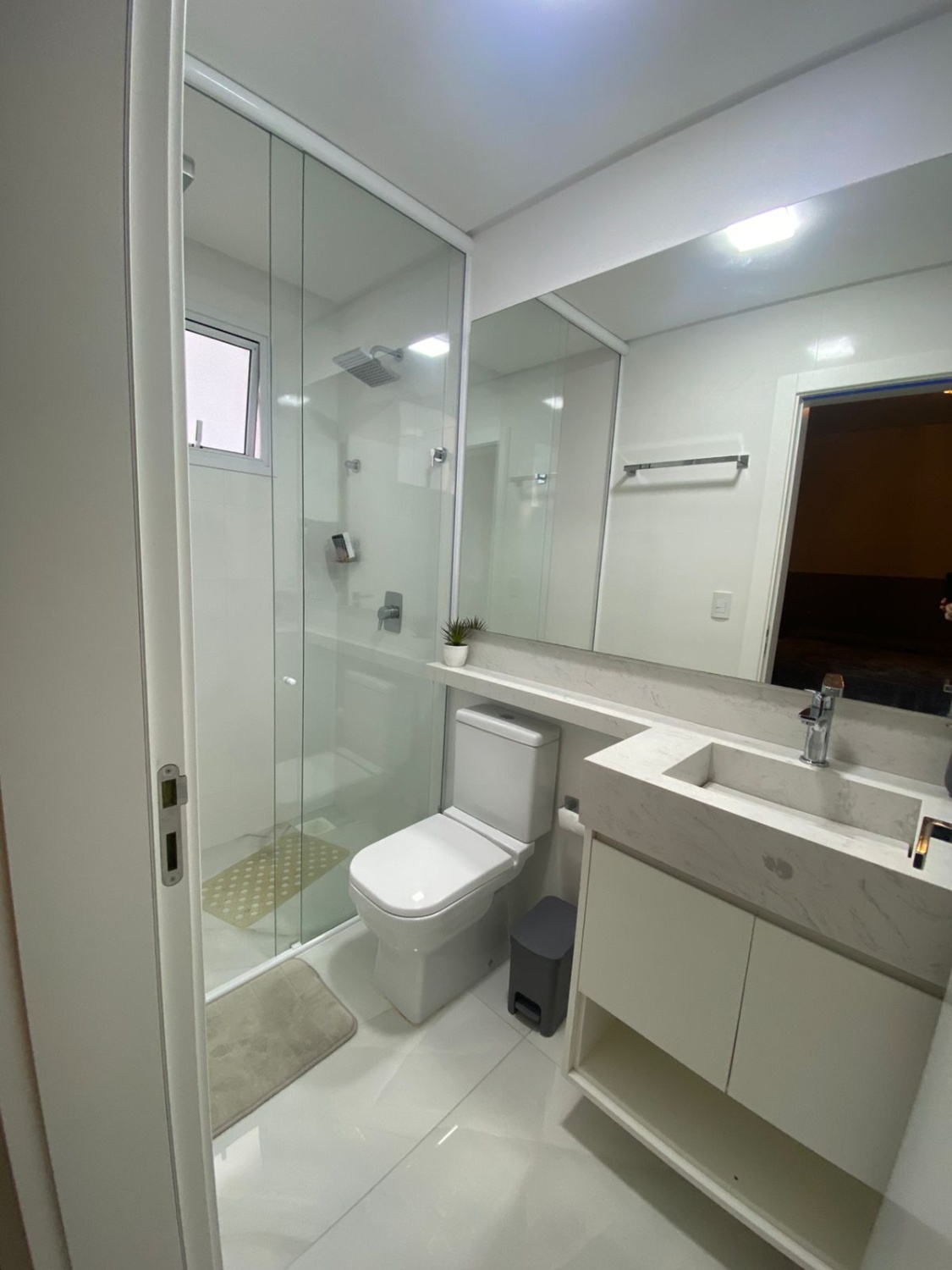 Apartamento no Edifício Porto Vila em Itapema - foto 16