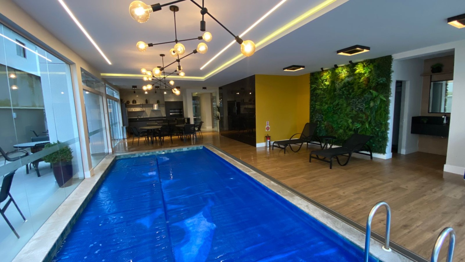 Apartamento no Edifício Porto Vila em Itapema - foto 20