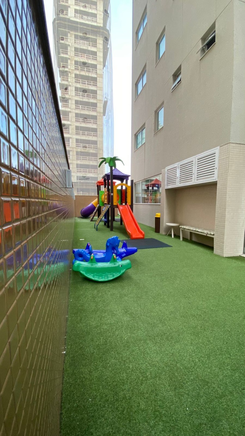 Apartamento no Edifício Porto Vila em Itapema - foto 29