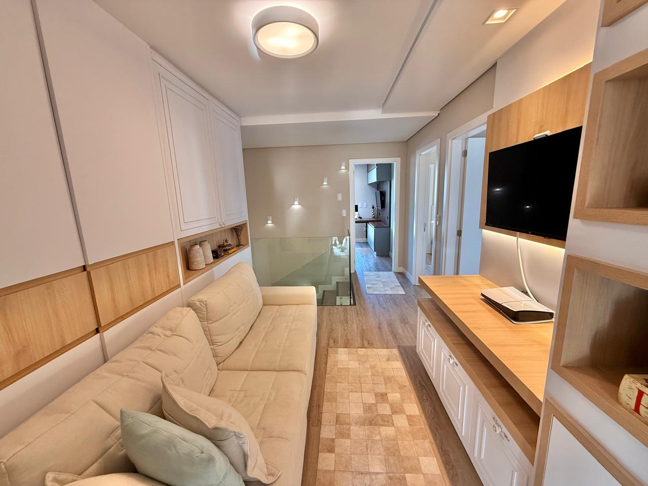 Apartamento Duplex no Edifício Tivoli Plaza em Praia Brava - foto 12