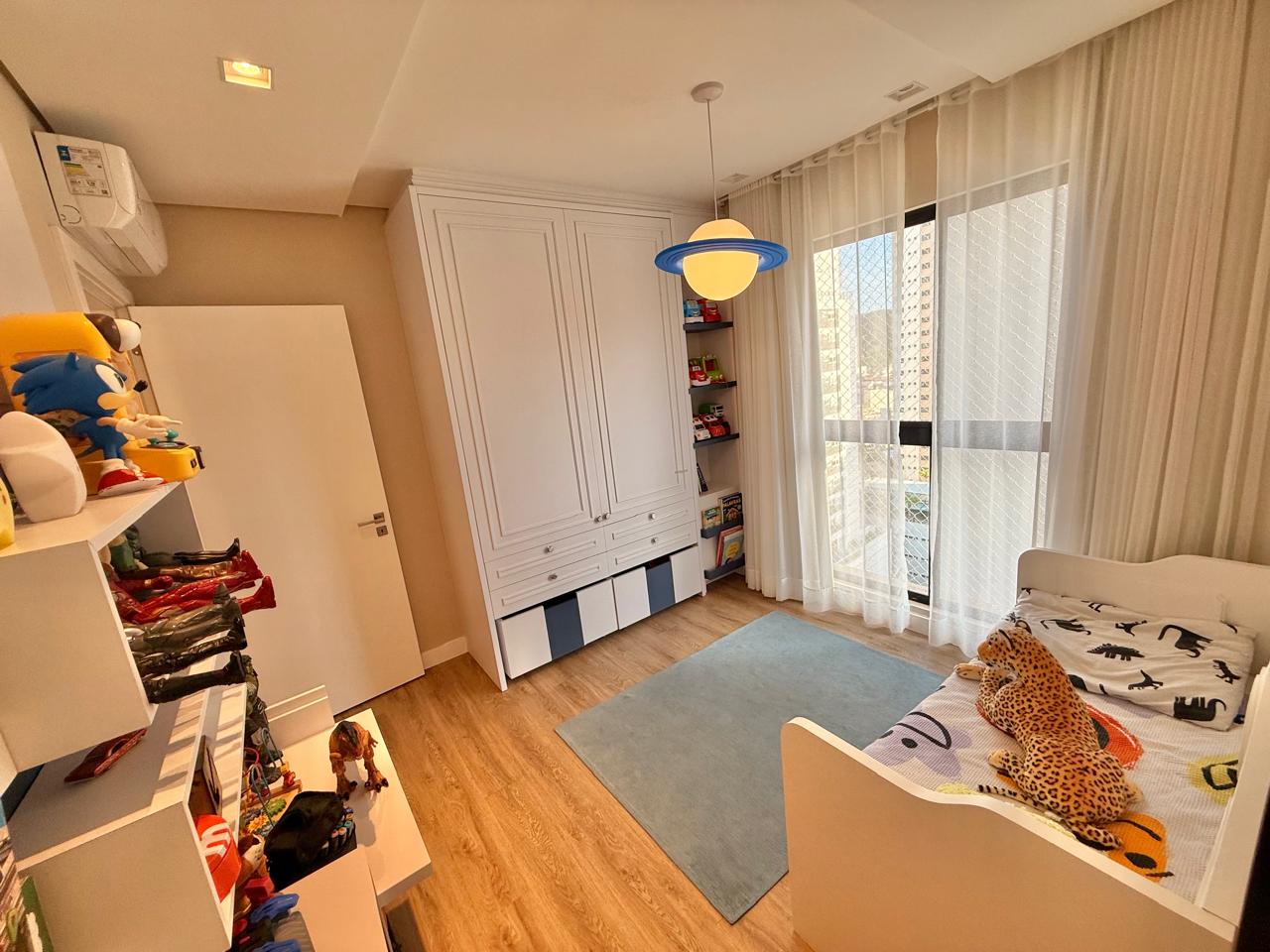 Apartamento Duplex no Edifício Tivoli Plaza em Praia Brava - foto 15
