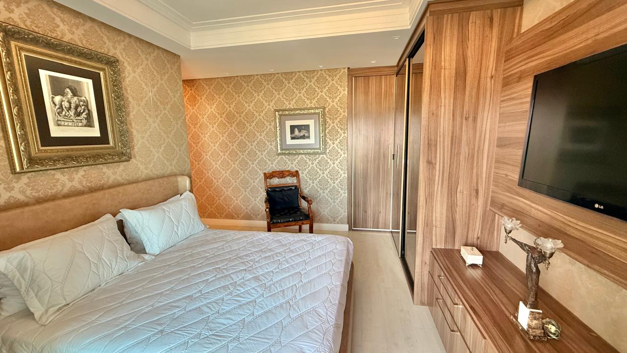 Apartamento no Edifício Renaissance em Balneário Camboriú - foto 20