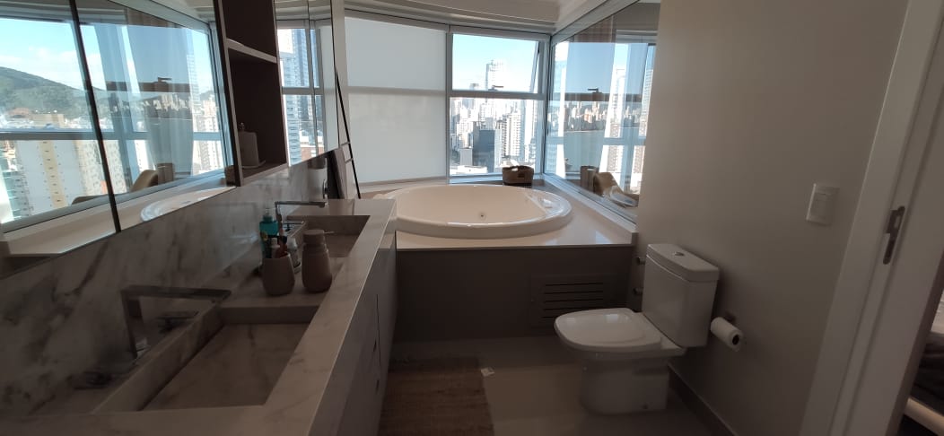 Apartamento Decorado no Prédio Habitado Mais Alto do Brasil, Infinity Coast - foto 12