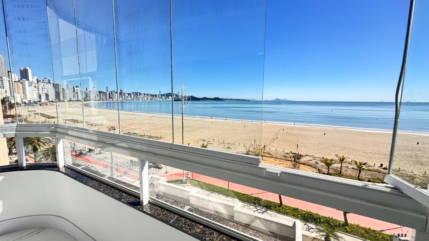 Apartamento no Edifício Lady em Balneário Camboriú - foto 4