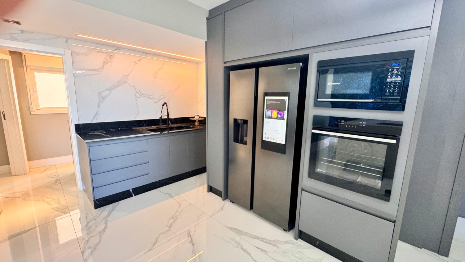 Apartamento no Edifício Lady em Balneário Camboriú - foto 7