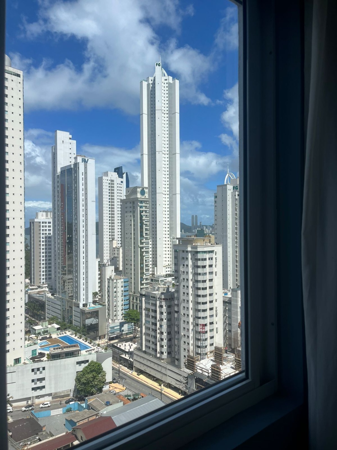 Apartamento Ed. Farol Ponta do Mel em Balneário Camboriú