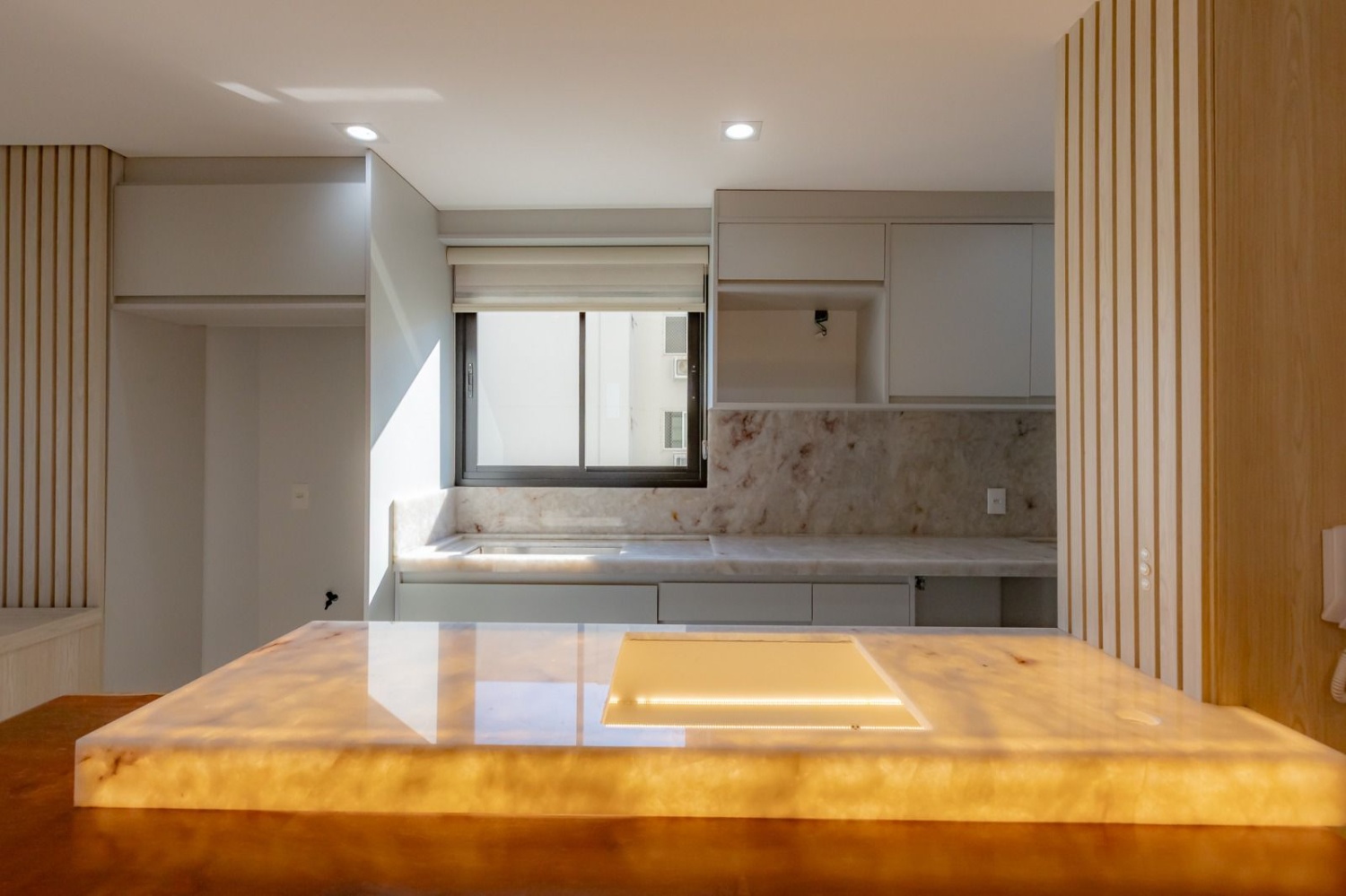 Apartamento no Edifício Palm Coast na Praia Brava - foto 5