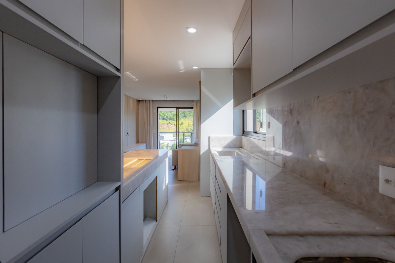 Apartamento no Edifício Palm Coast na Praia Brava - foto 13