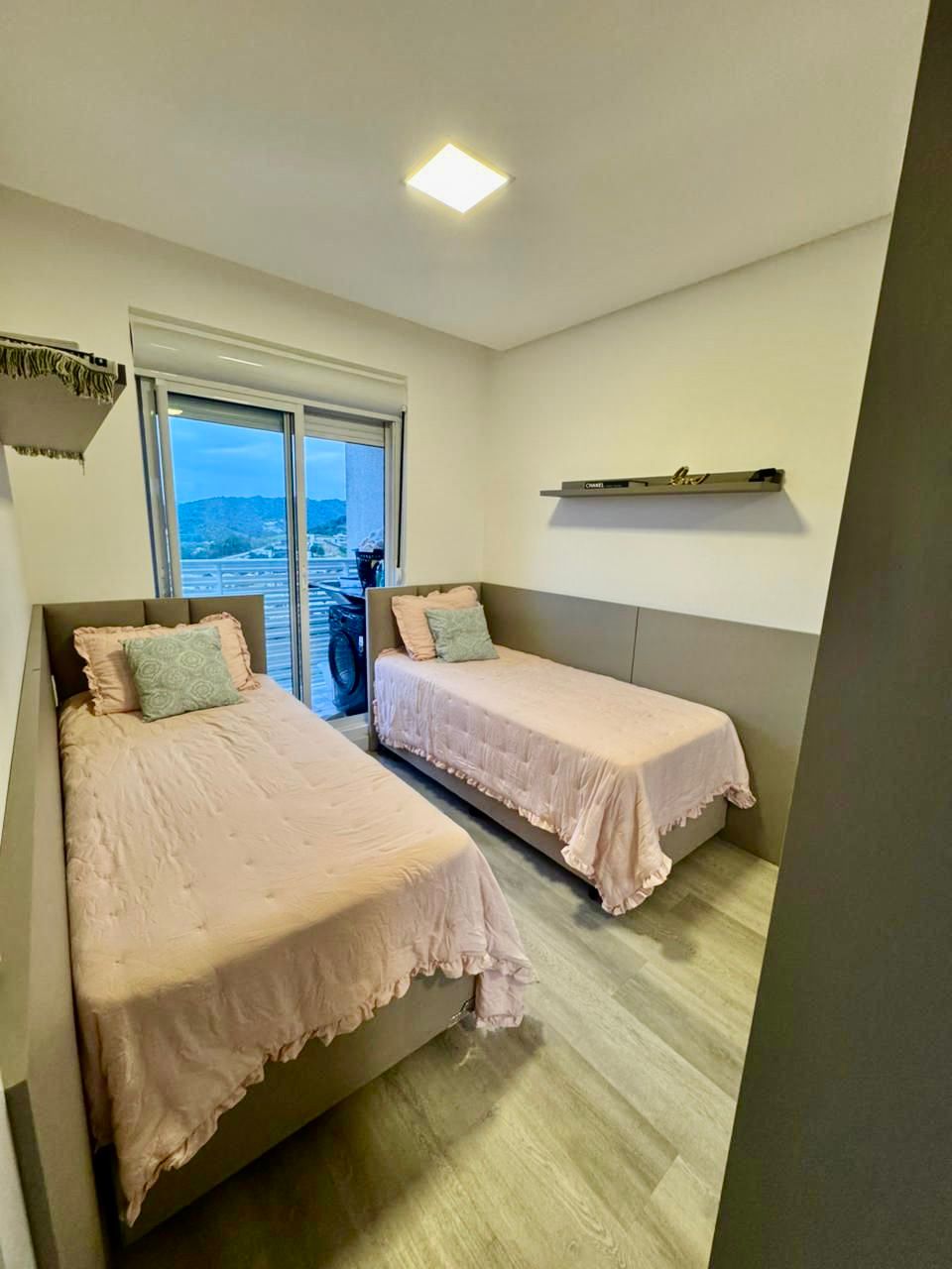 Apartamento no Edifício Brava Hill na Praia Brava - foto 7
