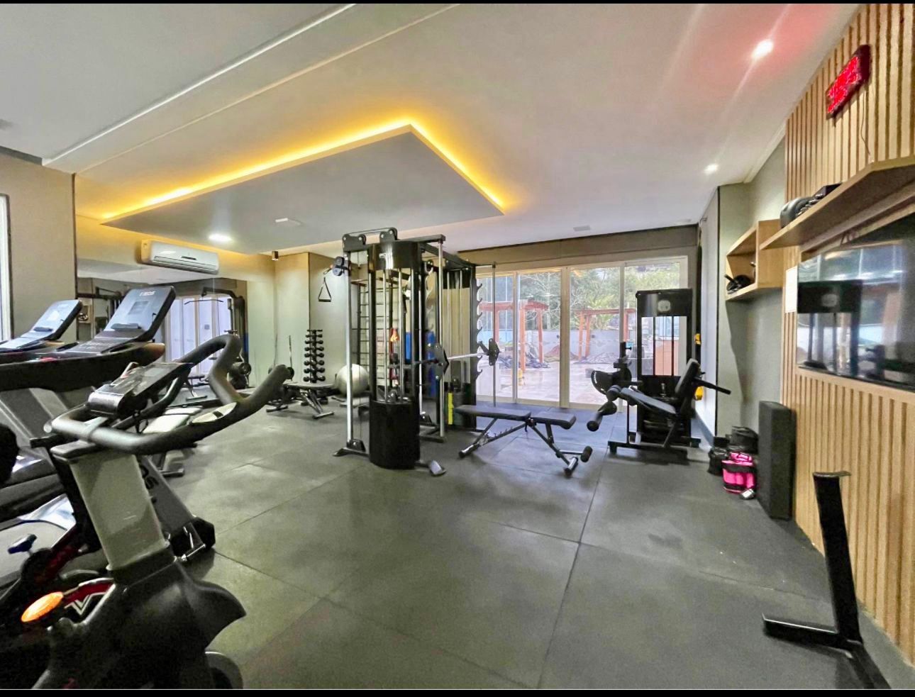 Apartamento no Edifício Brava Hill na Praia Brava - foto 10