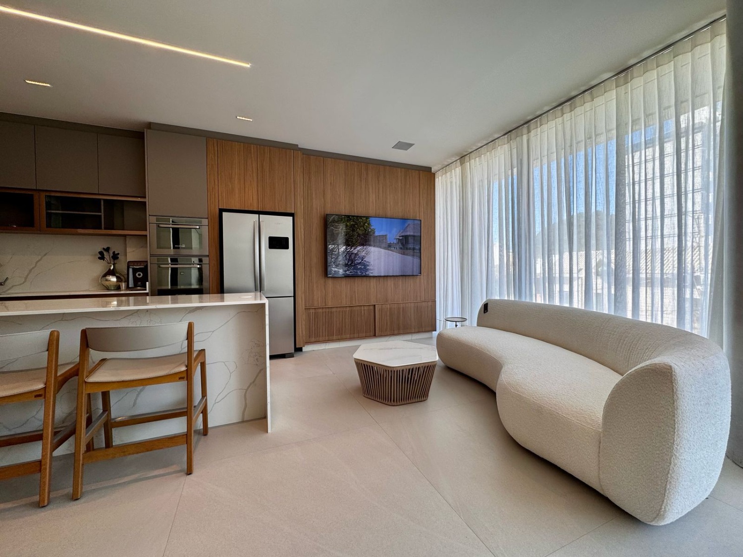 Apartamento no Edifício Brava Aikon na Praia Brava - foto 2