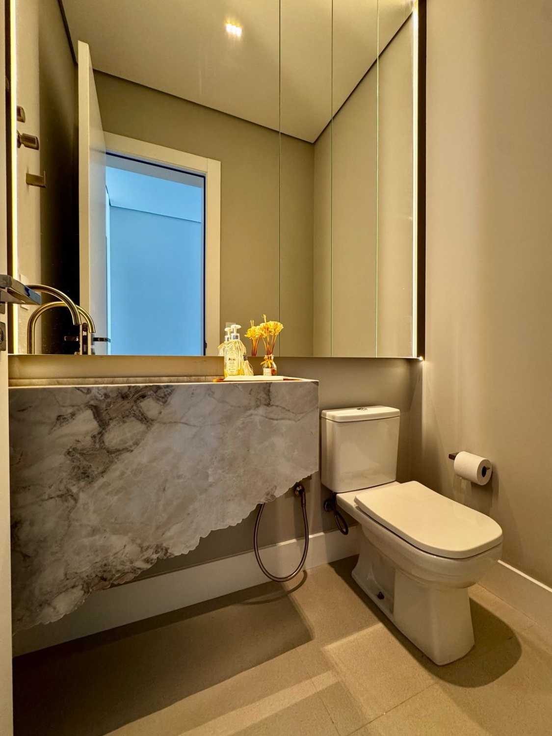 Apartamento no Edifício Brava Aikon na Praia Brava - foto 5
