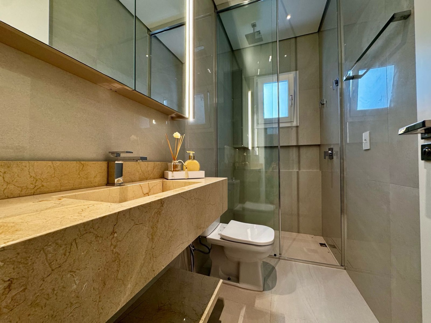 Apartamento no Edifício Brava Aikon na Praia Brava - foto 8