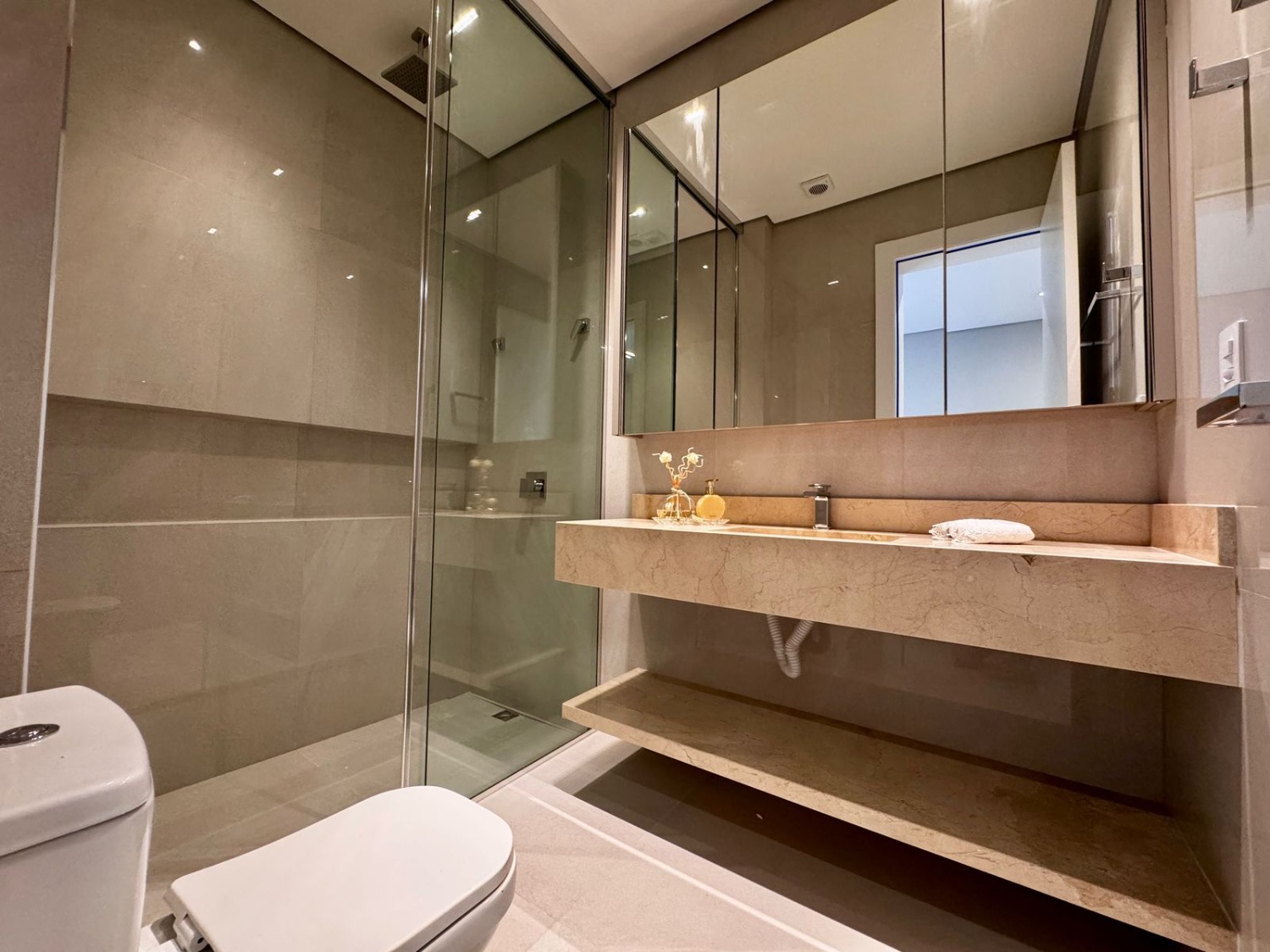 Apartamento no Edifício Brava Aikon na Praia Brava - foto 12