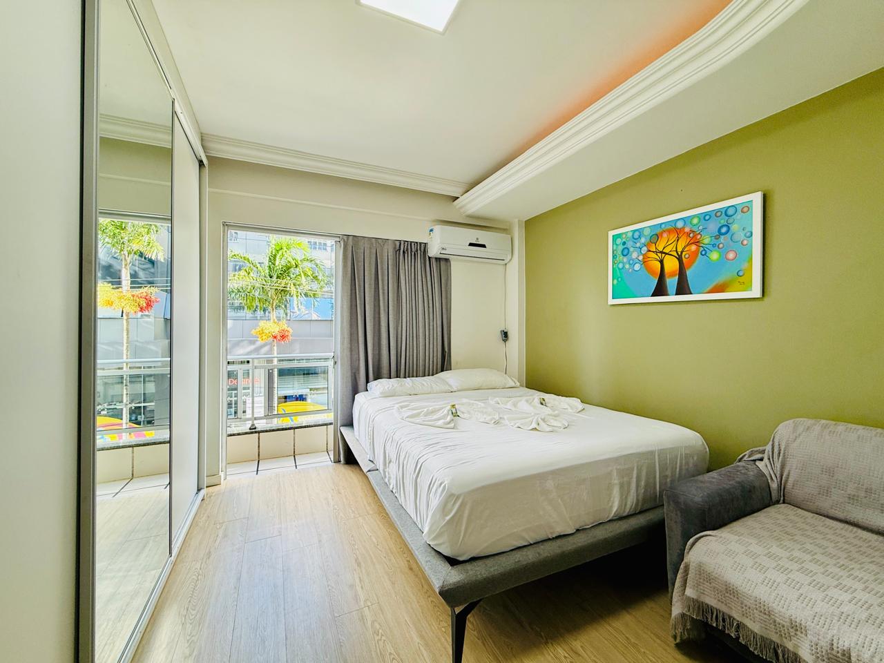Apartamento no Ed. Residencial Mar Azul em Balneário Camboriú - foto 12
