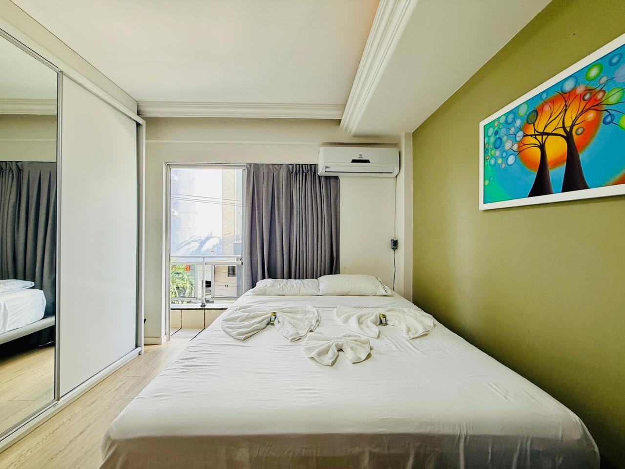 Apartamento no Ed. Residencial Mar Azul em Balneário Camboriú - foto 14
