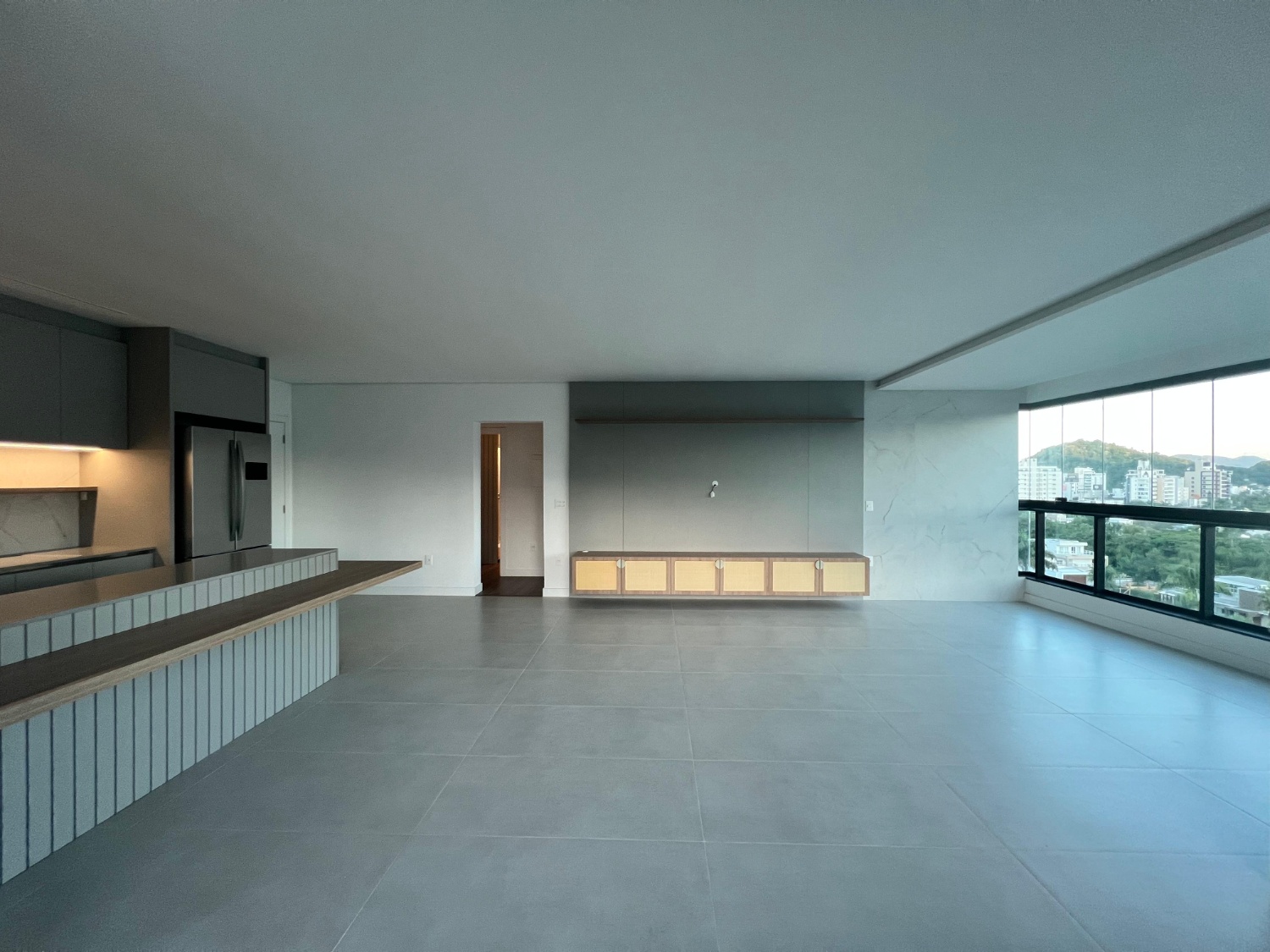 Apartamento no Edifício Colina da Brava na Praia Brava - foto 4