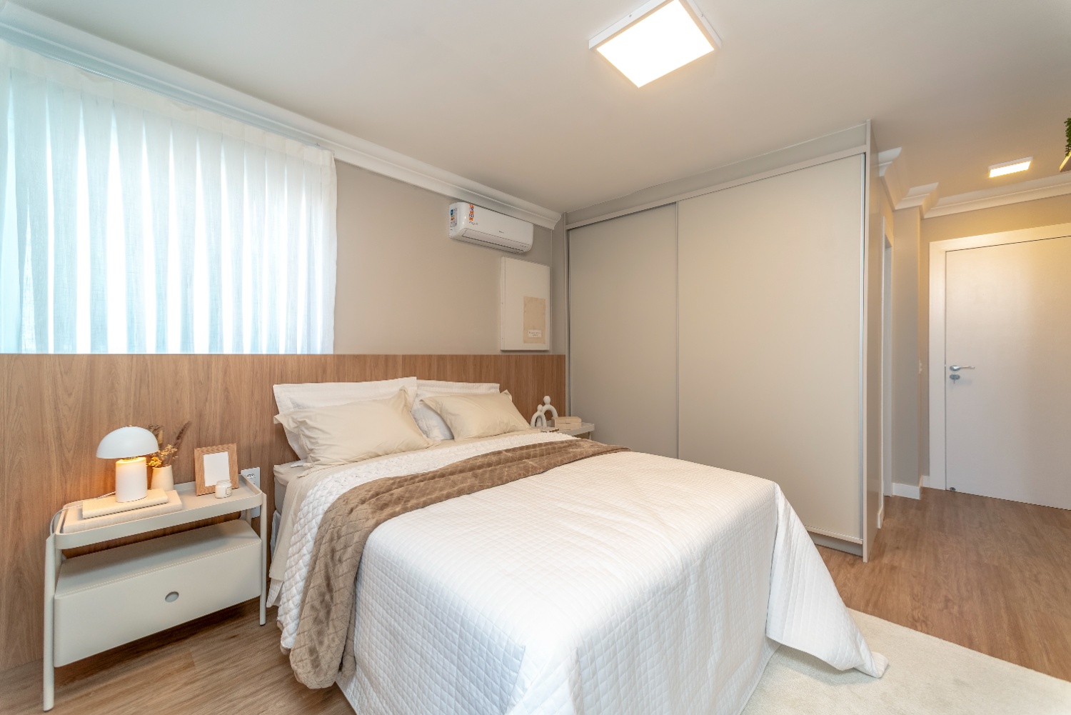 Apartamento no Ed. Number One em Balneário Camboriú - foto 9